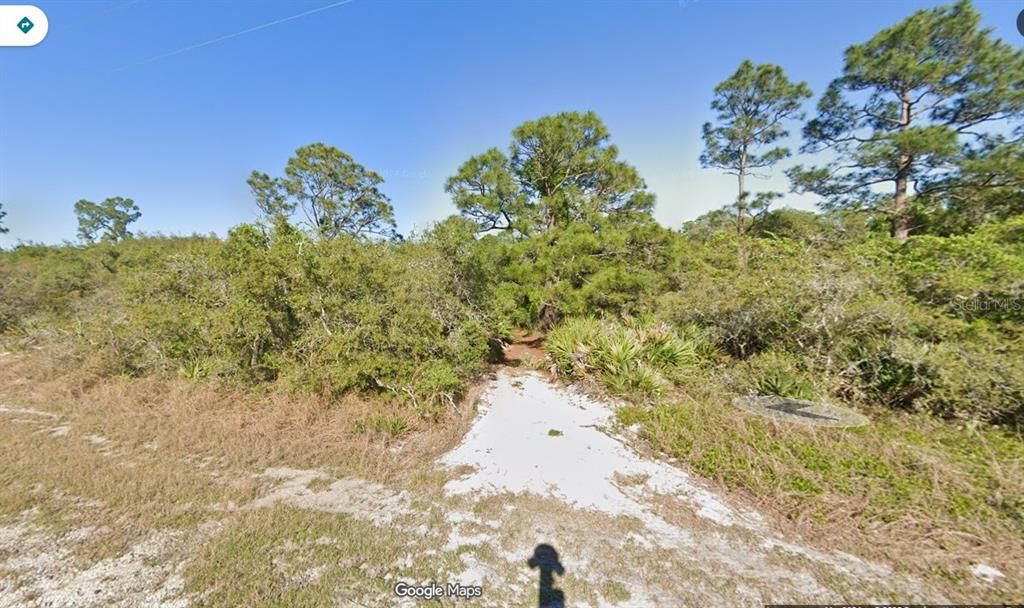 待售: $12,500 (0.24 acres)