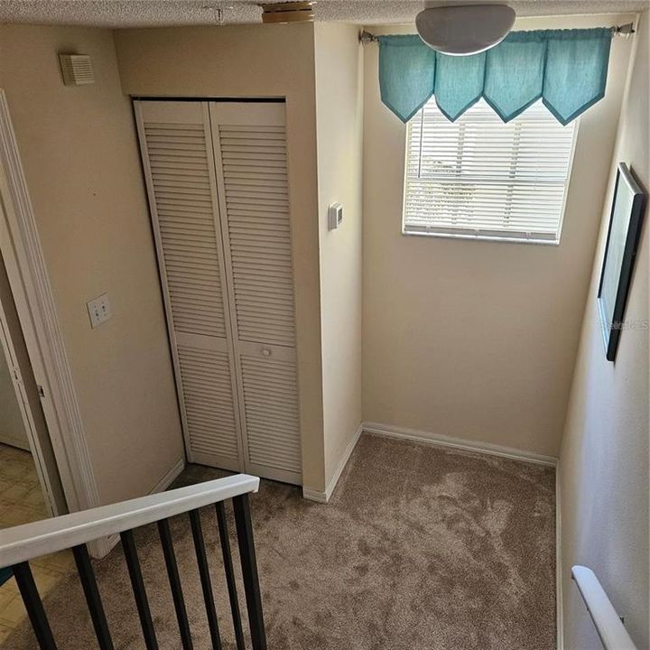 Active With Contract: $170,000 (1 beds, 1 baths, 1032 Square Feet)