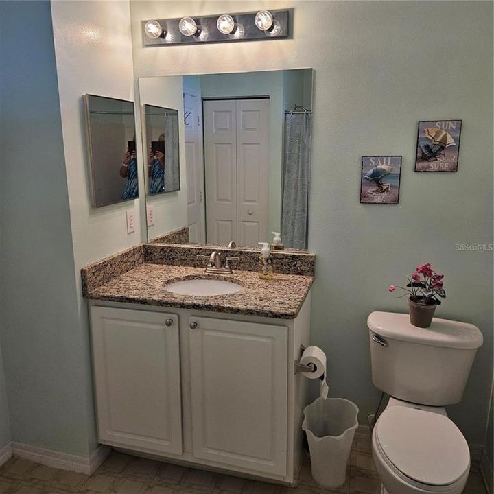 Active With Contract: $170,000 (1 beds, 1 baths, 1032 Square Feet)