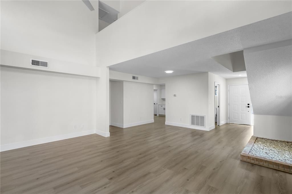 For Sale: $499,000 (4 beds, 3 baths, 1757 Square Feet)