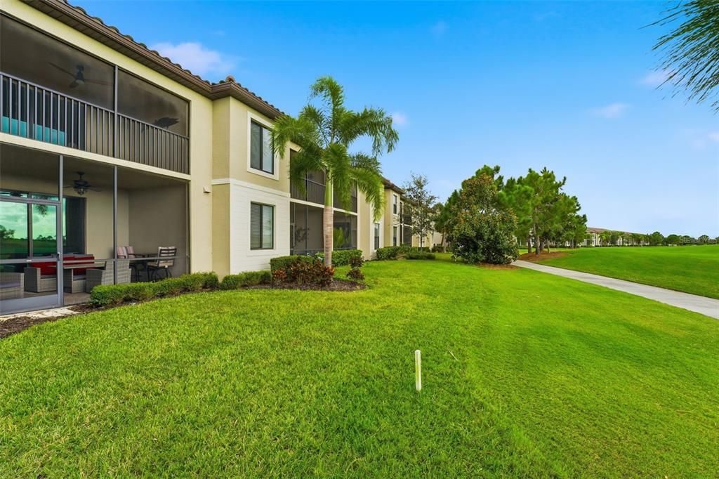 На продажу: $459,000 (2 спален, 2 ванн, 1462 Квадратных фут)