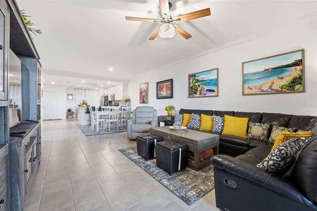 На продажу: $459,000 (2 спален, 2 ванн, 1462 Квадратных фут)