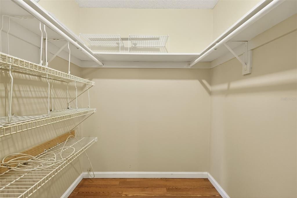 For Sale: $675,000 (4 beds, 2 baths, 2121 Square Feet)