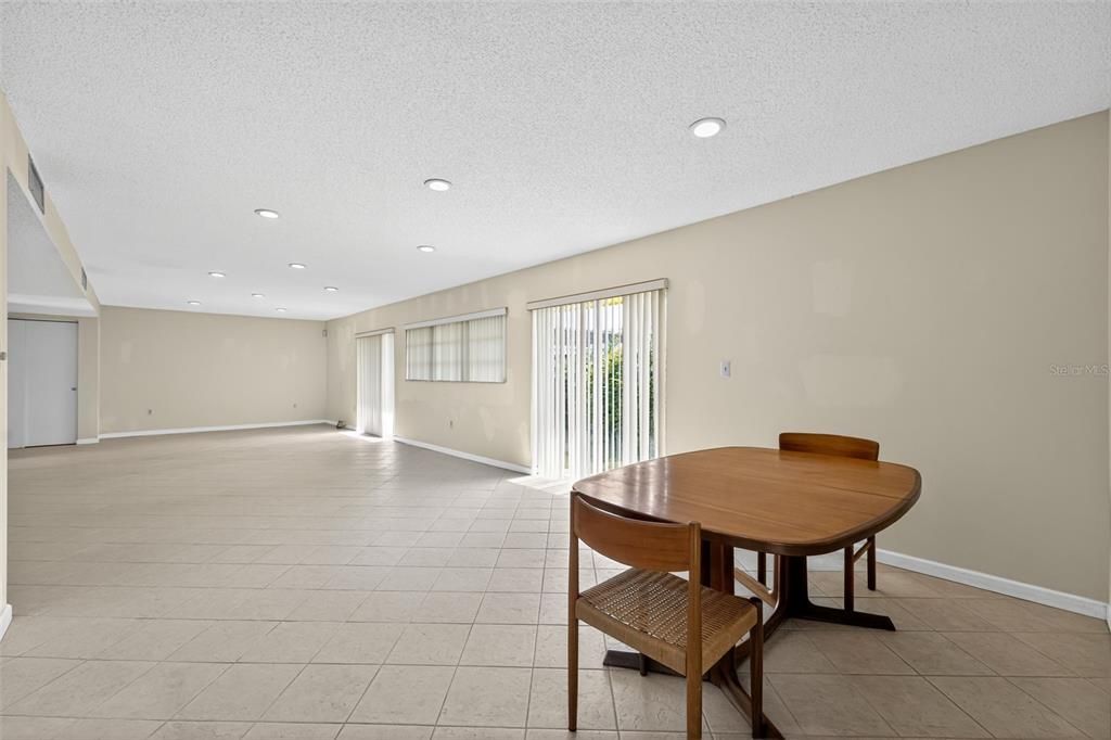 For Sale: $675,000 (4 beds, 2 baths, 2121 Square Feet)