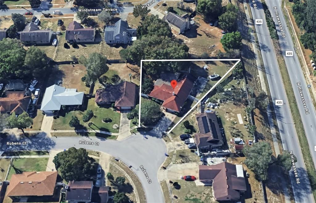 Activo con contrato: $349,000 (3 camas, 2 baños, 2339 Pies cuadrados)