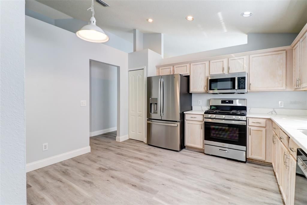 En Renta: $2,400 (3 camas, 2 baños, 1835 Pies cuadrados)