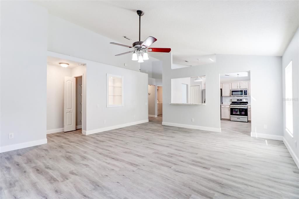 En Renta: $2,400 (3 camas, 2 baños, 1835 Pies cuadrados)