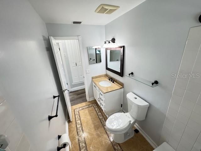 Active With Contract: $359,000 (3 beds, 2 baths, 1182 Square Feet)