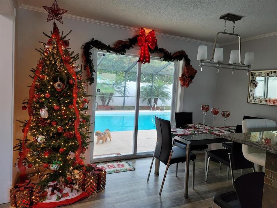 Active With Contract: $359,000 (3 beds, 2 baths, 1182 Square Feet)