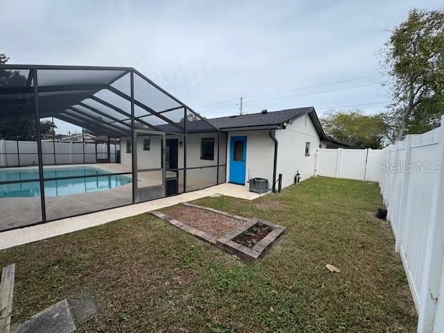 Active With Contract: $359,000 (3 beds, 2 baths, 1182 Square Feet)