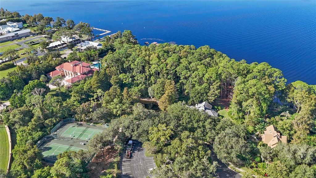 На продажу: $1,725,000 (5 спален, 4 ванн, 4614 Квадратных фут)