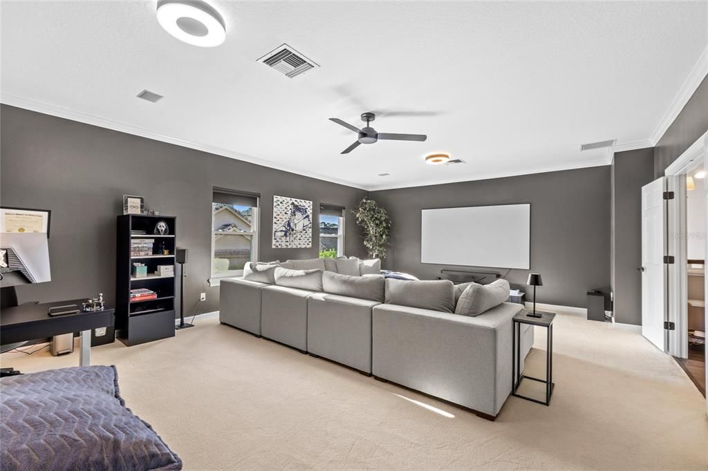 На продажу: $1,725,000 (5 спален, 4 ванн, 4614 Квадратных фут)