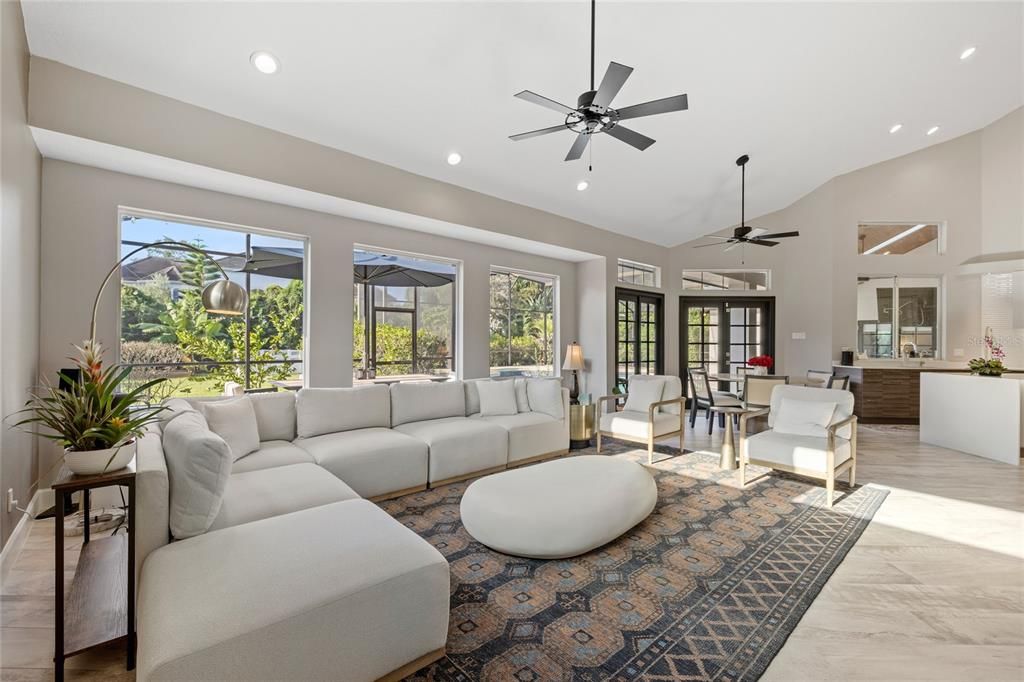 На продажу: $1,725,000 (5 спален, 4 ванн, 4614 Квадратных фут)