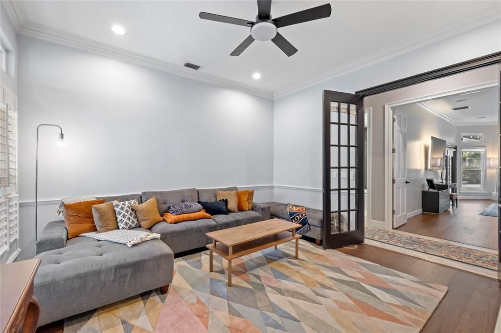 На продажу: $1,725,000 (5 спален, 4 ванн, 4614 Квадратных фут)