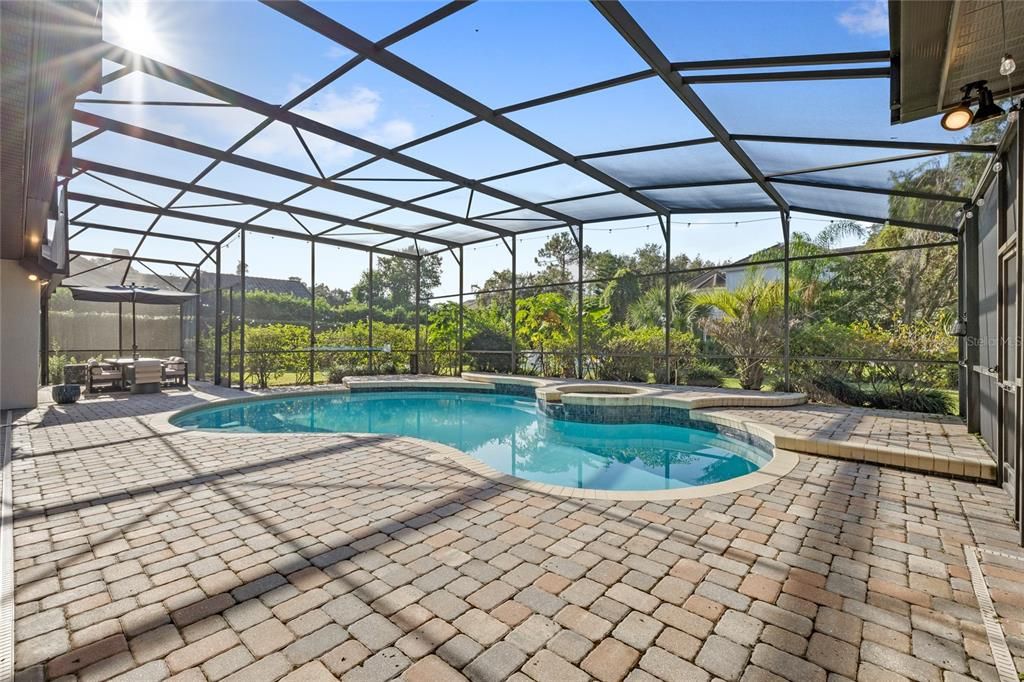 На продажу: $1,725,000 (5 спален, 4 ванн, 4614 Квадратных фут)