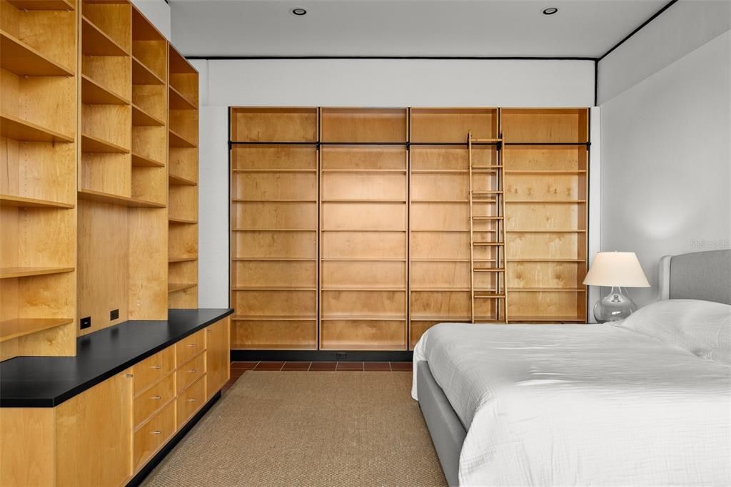 En Venta: $2,250,000 (4 camas, 4 baños, 5178 Pies cuadrados)