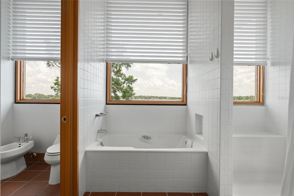 En Venta: $2,250,000 (4 camas, 4 baños, 5178 Pies cuadrados)