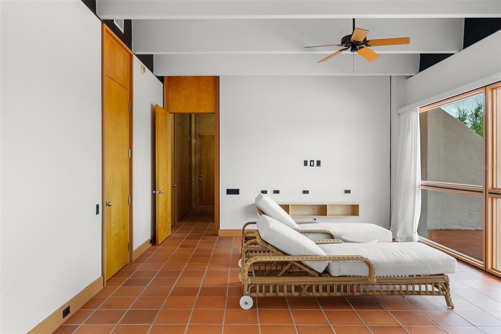 En Venta: $2,250,000 (4 camas, 4 baños, 5178 Pies cuadrados)