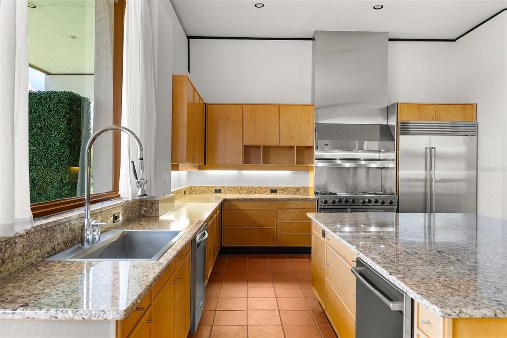 En Venta: $2,250,000 (4 camas, 4 baños, 5178 Pies cuadrados)