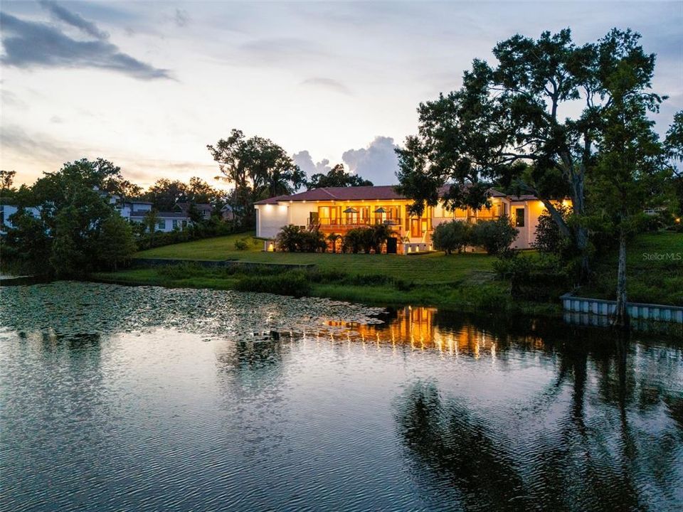 En Venta: $2,250,000 (4 camas, 4 baños, 5178 Pies cuadrados)