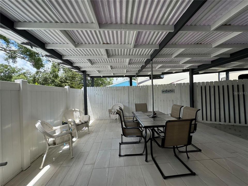 For Sale: $449,900 (3 beds, 2 baths, 1682 Square Feet)