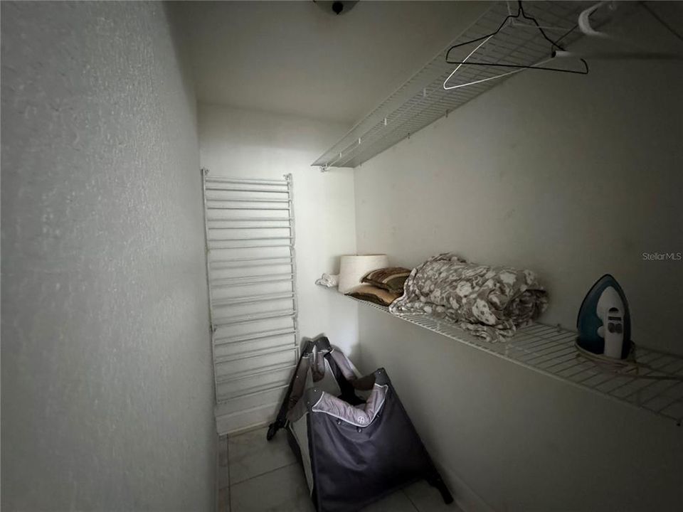 For Sale: $449,900 (3 beds, 2 baths, 1682 Square Feet)