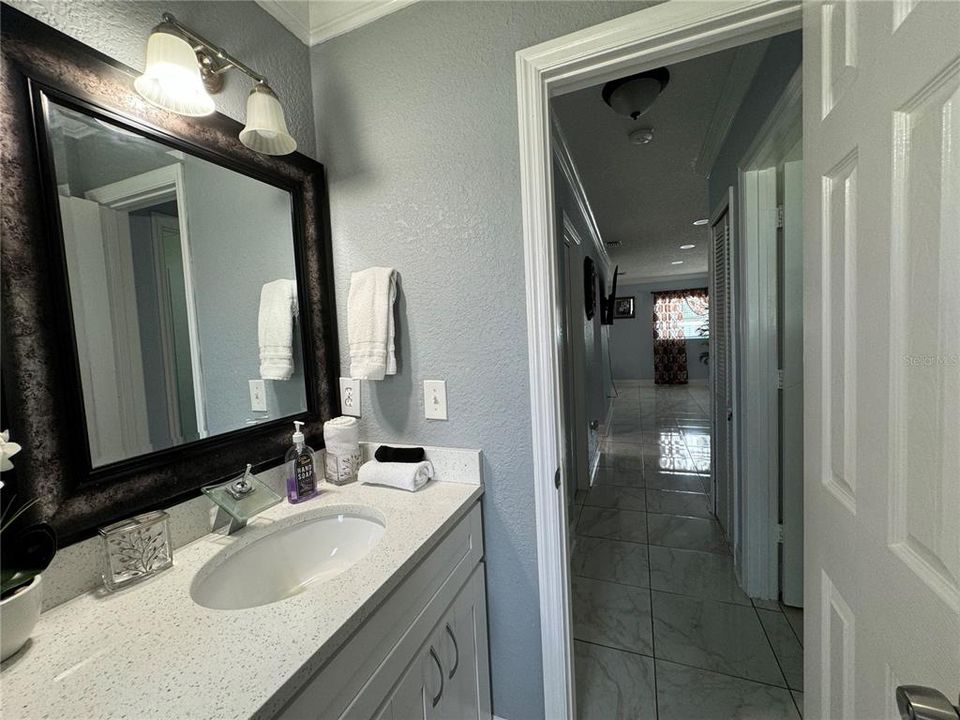 For Sale: $449,900 (3 beds, 2 baths, 1682 Square Feet)