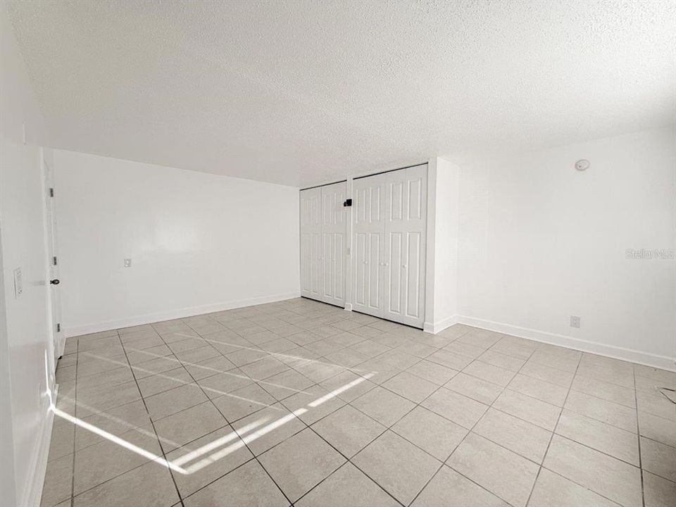 En Renta: $1,000 (0 camas, 1 baños, 450 Pies cuadrados)