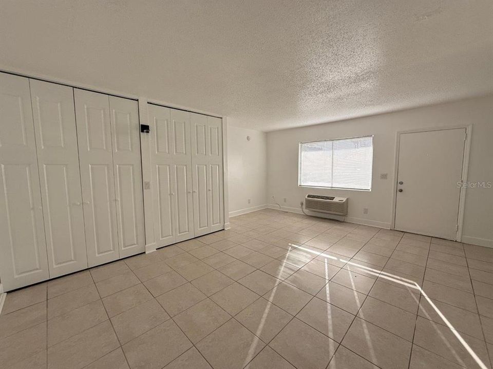 En Renta: $1,000 (0 camas, 1 baños, 450 Pies cuadrados)