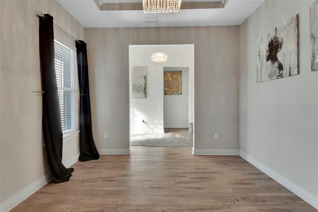 На продажу: $570,000 (3 спален, 3 ванн, 2544 Квадратных фут)