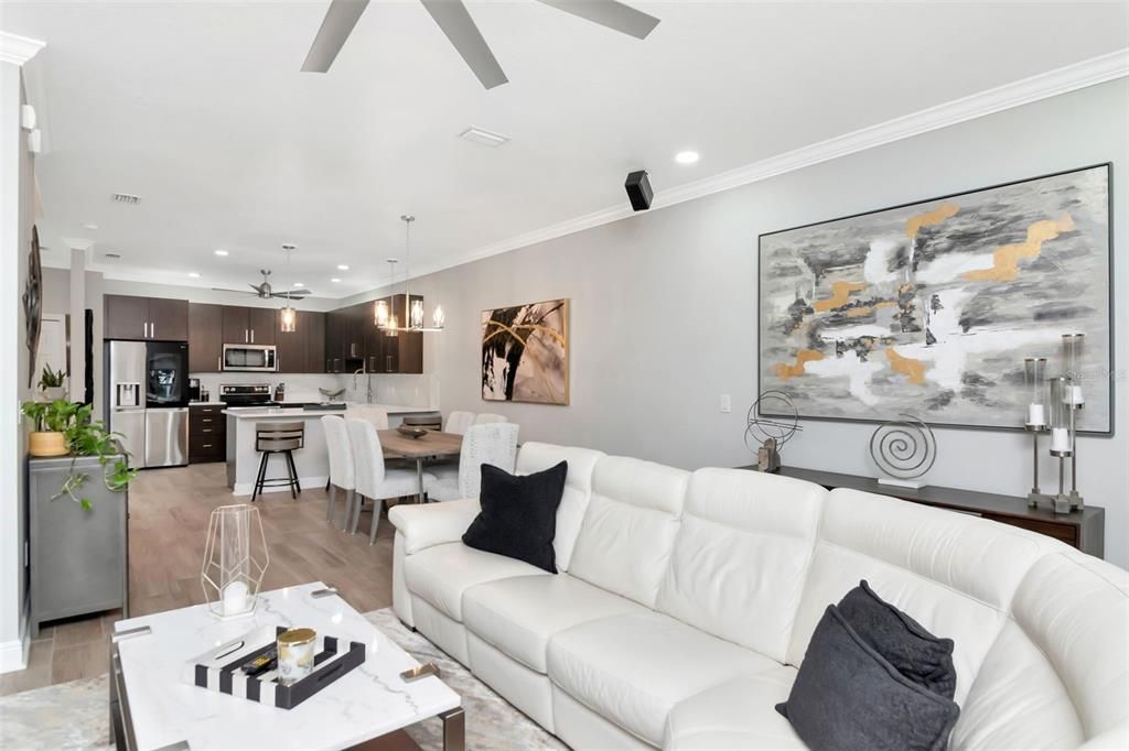 На продажу: $549,999 (3 спален, 2 ванн, 2085 Квадратных фут)