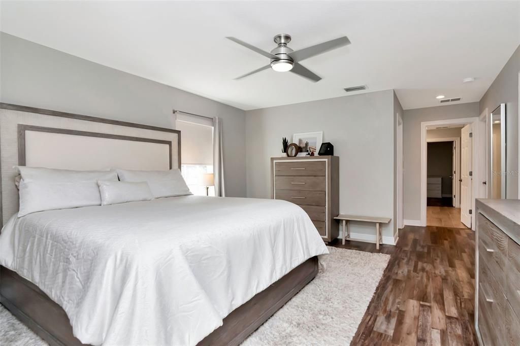 На продажу: $549,999 (3 спален, 2 ванн, 2085 Квадратных фут)