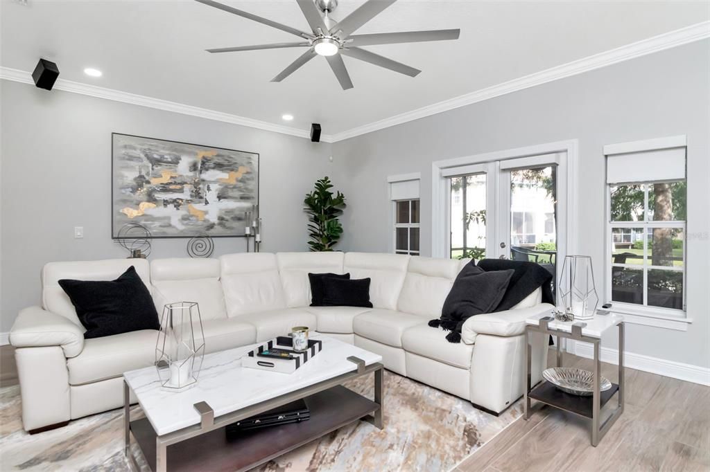 На продажу: $549,999 (3 спален, 2 ванн, 2085 Квадратных фут)