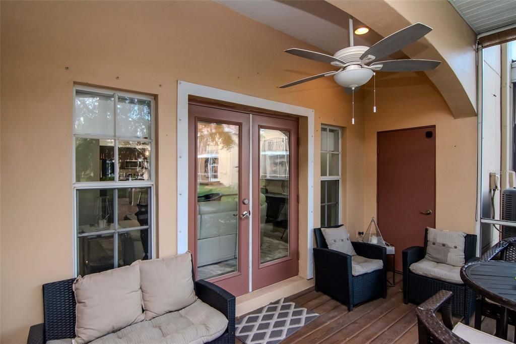 На продажу: $549,999 (3 спален, 2 ванн, 2085 Квадратных фут)