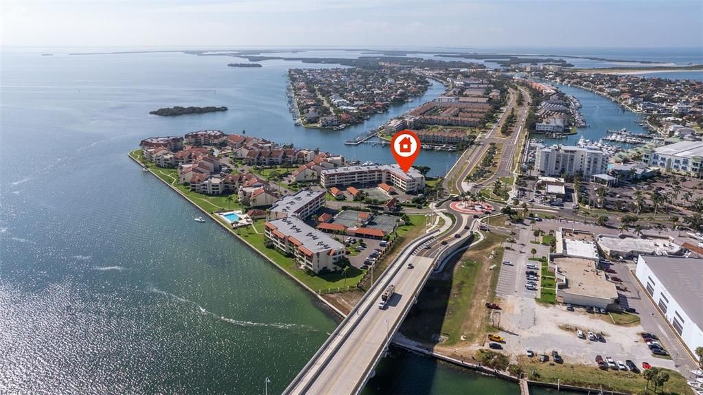 待售: $464,000 (2 贝兹, 2 浴室, 1040 平方英尺)