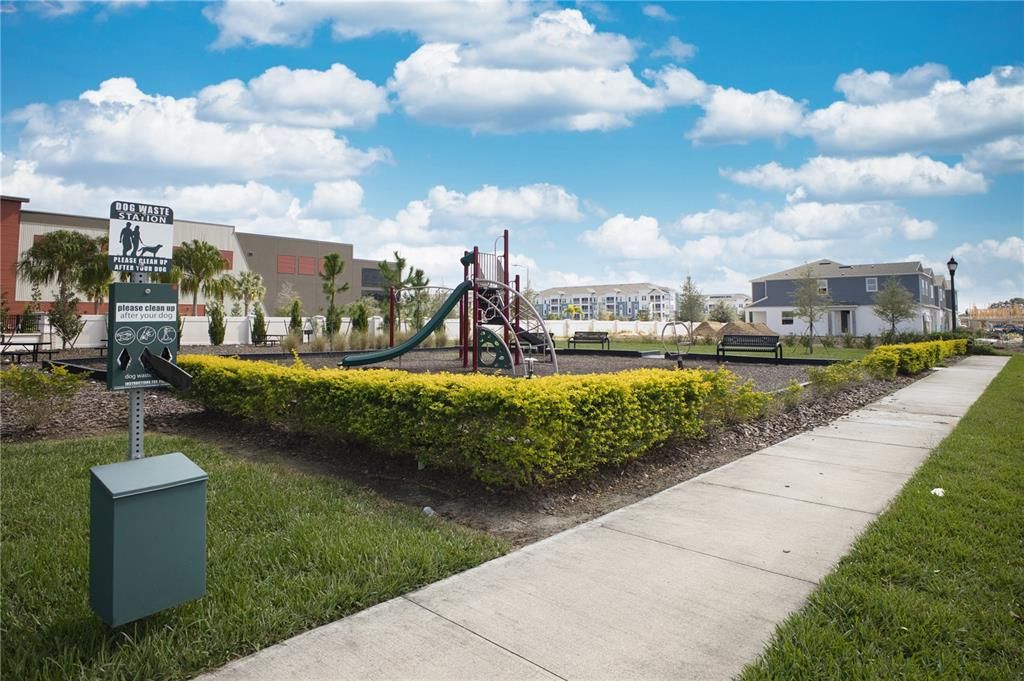 Active With Contract: $2,400 (3 beds, 2 baths, 1379 Square Feet)