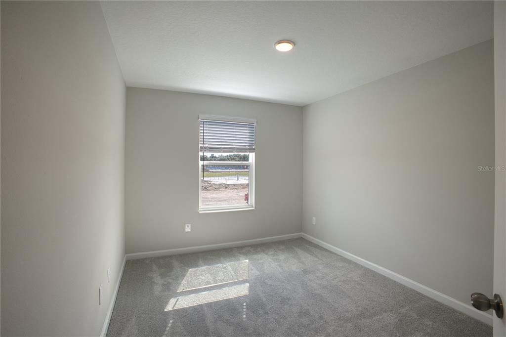 Active With Contract: $2,400 (3 beds, 2 baths, 1379 Square Feet)