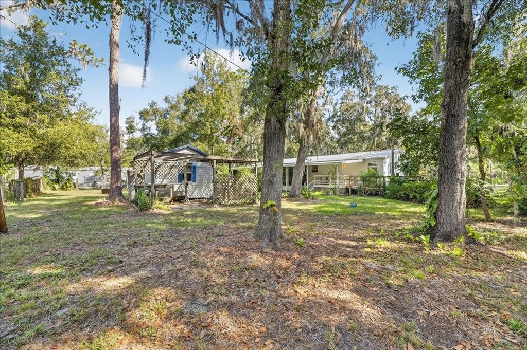 Под контрактом: $275,000 (3 спален, 2 ванн, 1512 Квадратных фут)