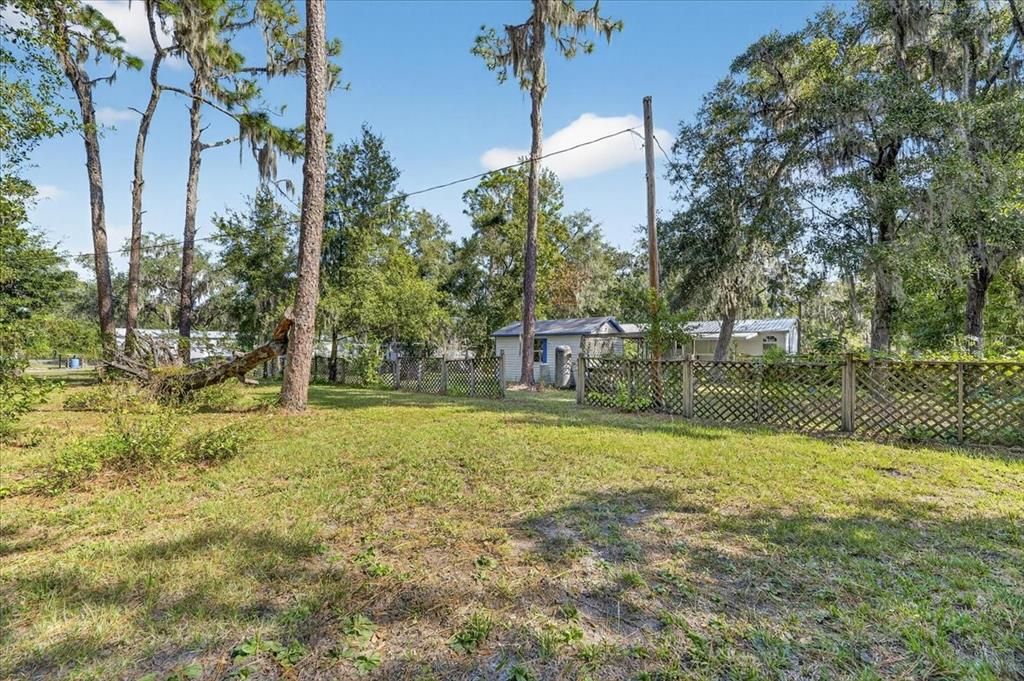 Под контрактом: $275,000 (3 спален, 2 ванн, 1512 Квадратных фут)