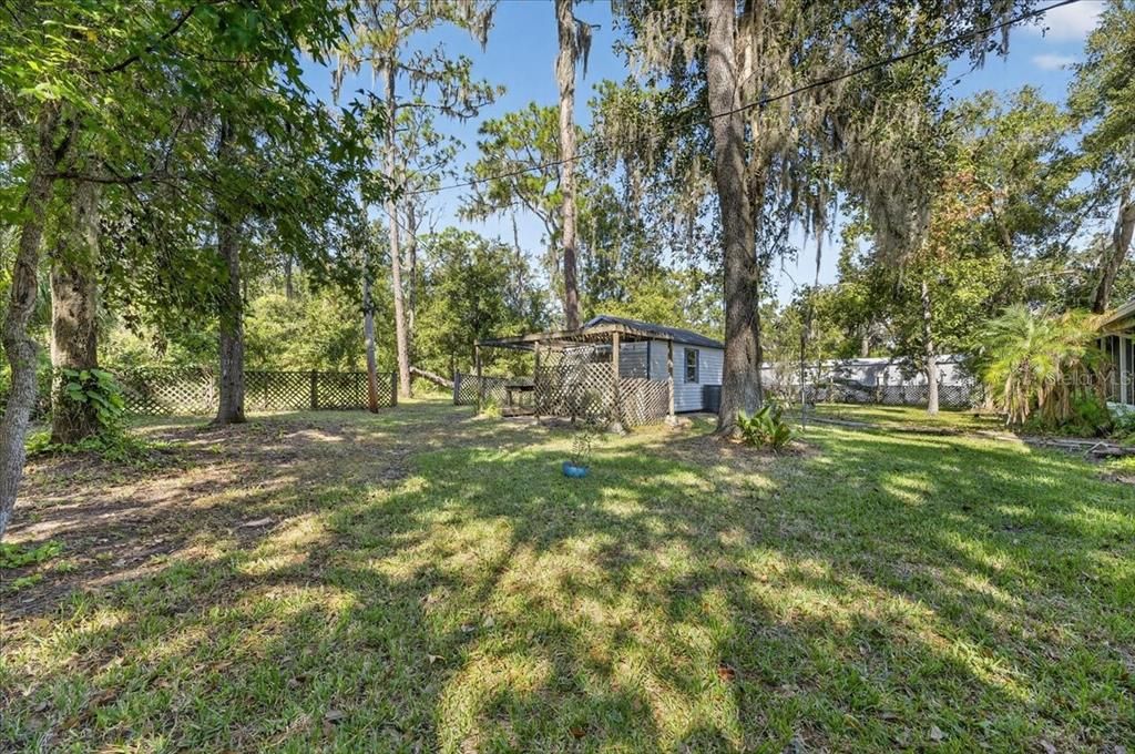 Под контрактом: $275,000 (3 спален, 2 ванн, 1512 Квадратных фут)