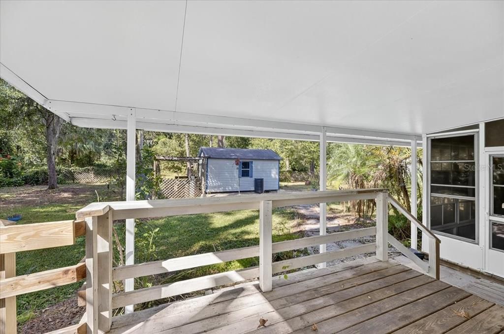 Под контрактом: $275,000 (3 спален, 2 ванн, 1512 Квадратных фут)