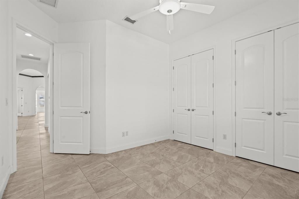 待售: $1,049,000 (4 贝兹, 3 浴室, 3209 平方英尺)