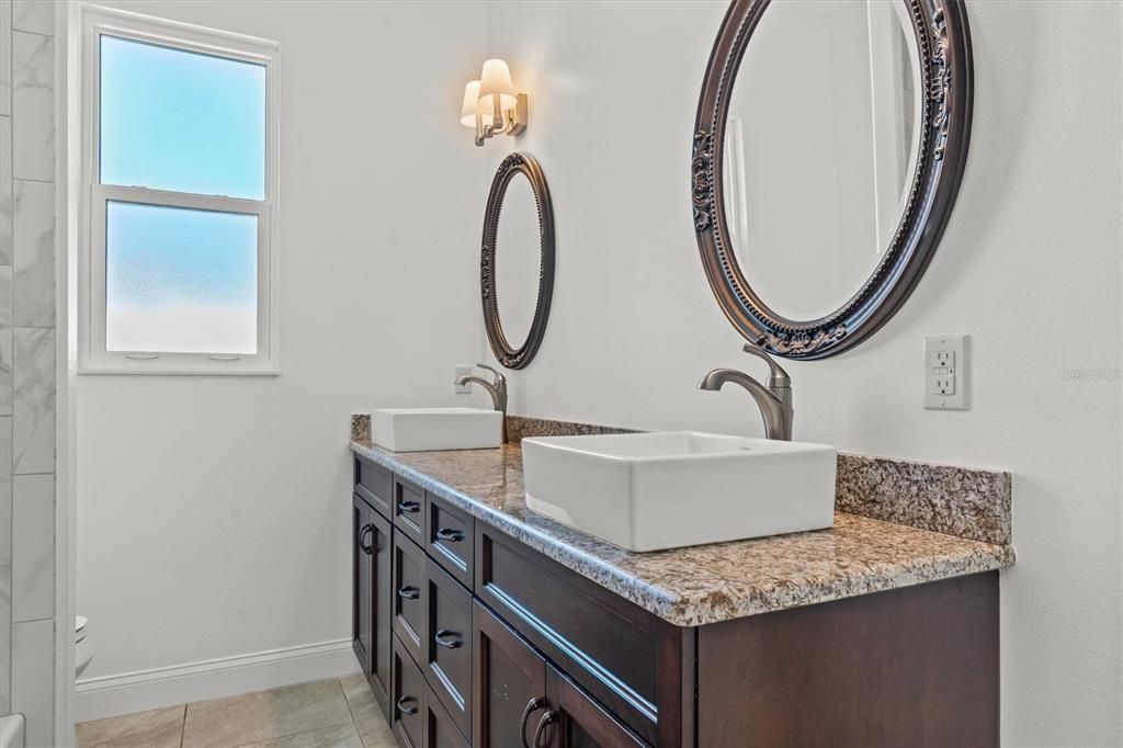 待售: $1,049,000 (4 贝兹, 3 浴室, 3209 平方英尺)