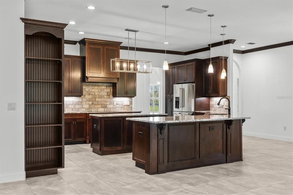 待售: $1,049,000 (4 贝兹, 3 浴室, 3209 平方英尺)