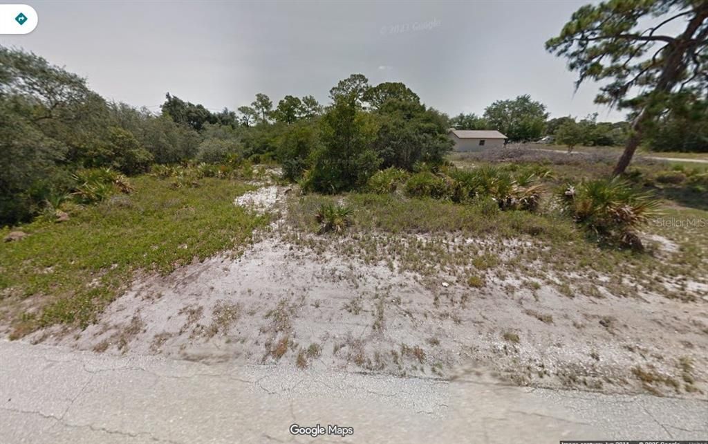 En Venta: $13,000 (0.23 acres)