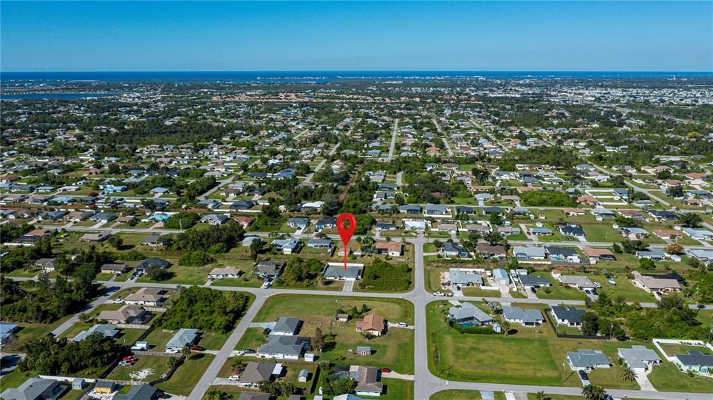 For Sale: $412,000 (3 beds, 2 baths, 1957 Square Feet)