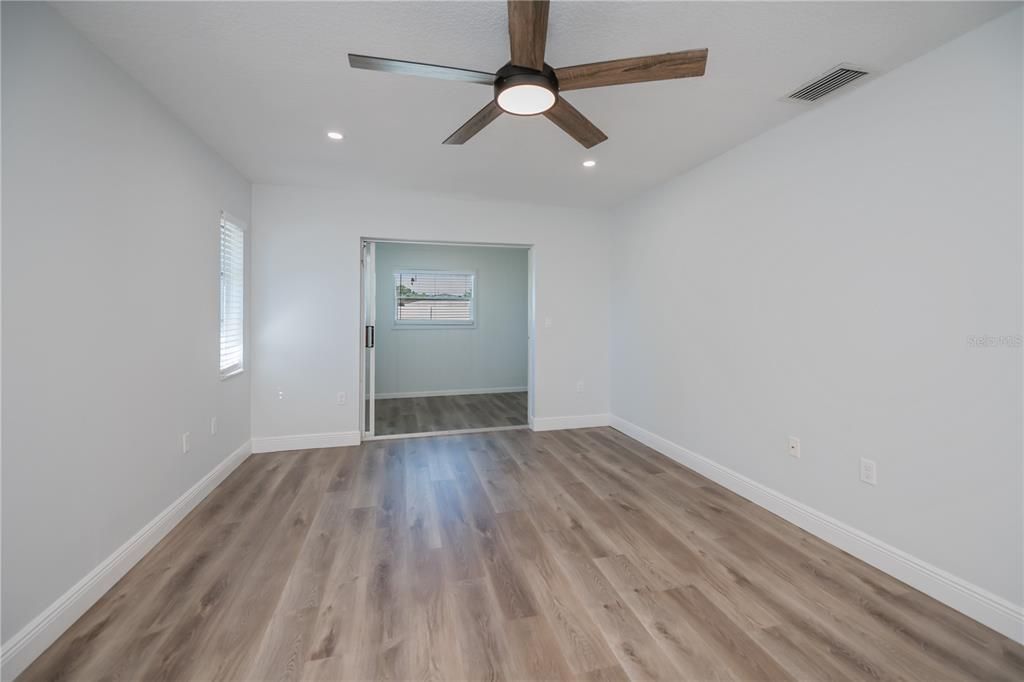 For Sale: $412,000 (3 beds, 2 baths, 1957 Square Feet)