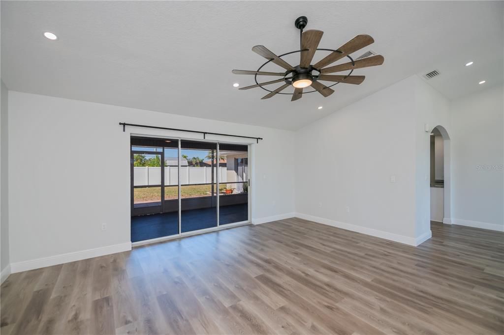 For Sale: $412,000 (3 beds, 2 baths, 1957 Square Feet)