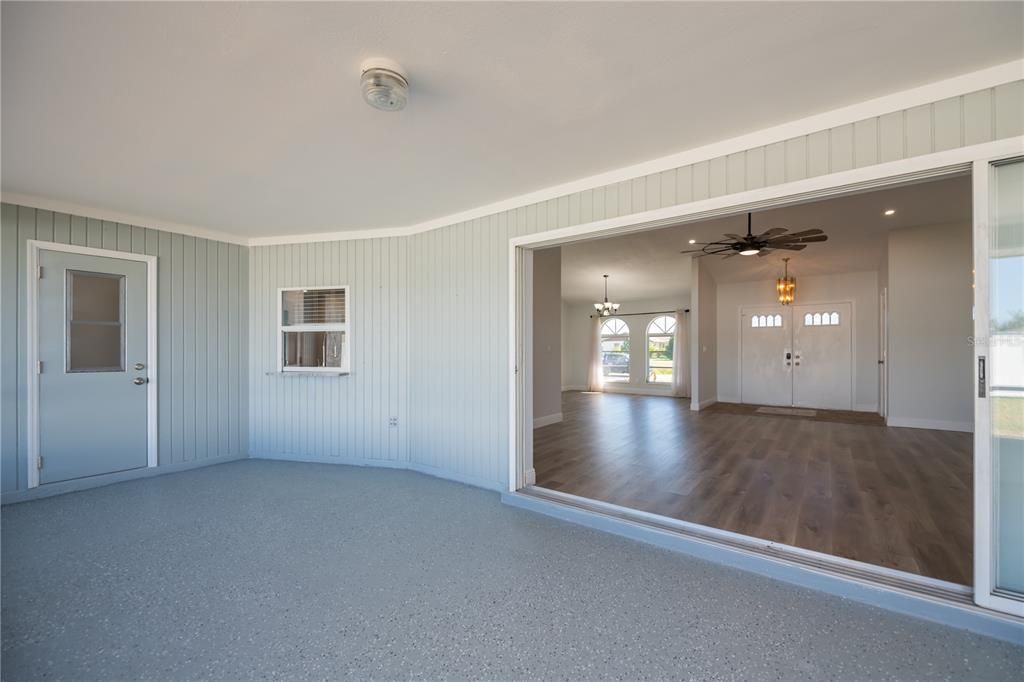 For Sale: $412,000 (3 beds, 2 baths, 1957 Square Feet)