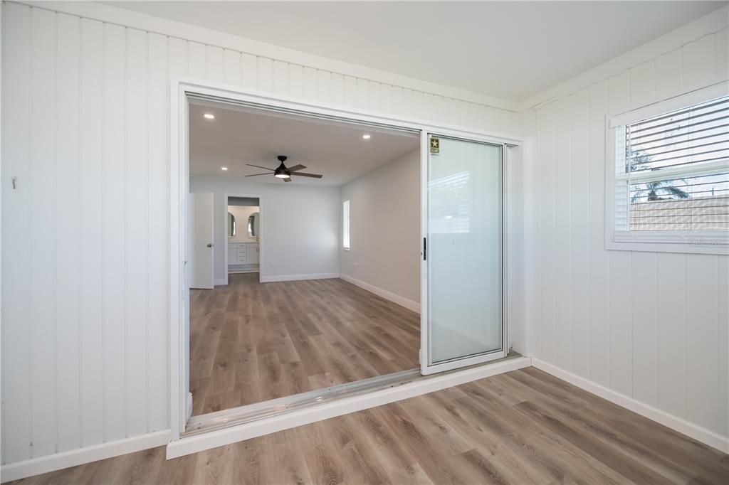 For Sale: $412,000 (3 beds, 2 baths, 1957 Square Feet)